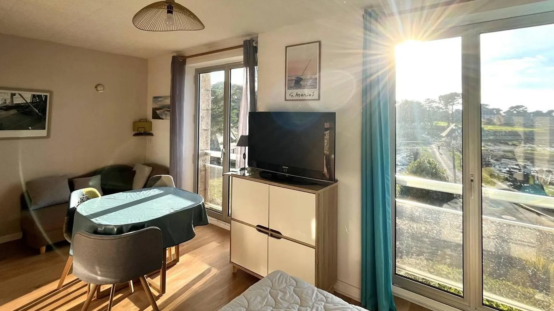 Studio Cosy Pour 2 Pers. Avec Parking A Perros-Guirec, Pres De La Plage St Guirec - Fr-1-368-436